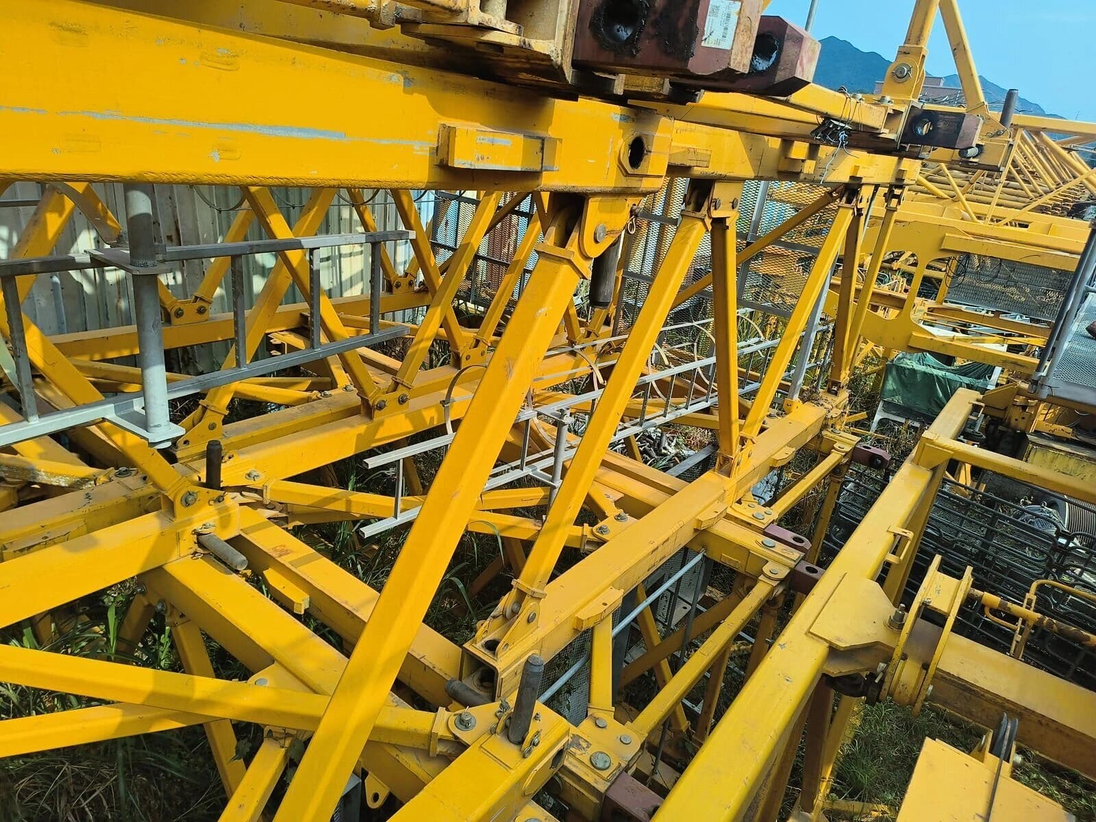 ZOOMLION W450-25U Large Flat-Top Tower Crane 5