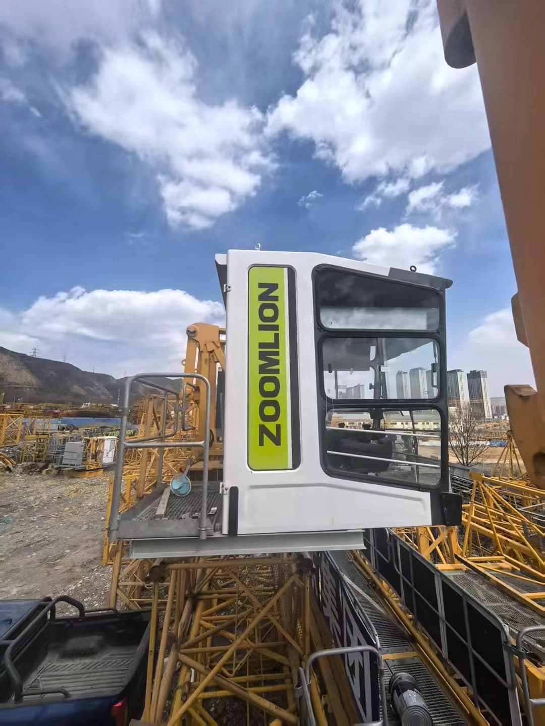Used ZOOMLION W6013-6A / WA6013-6A Flat-Top Tower Crane 2
