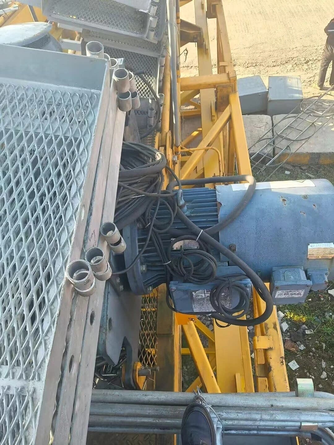ZOOMLION W6013-6F Flat-Top Tower Crane 3