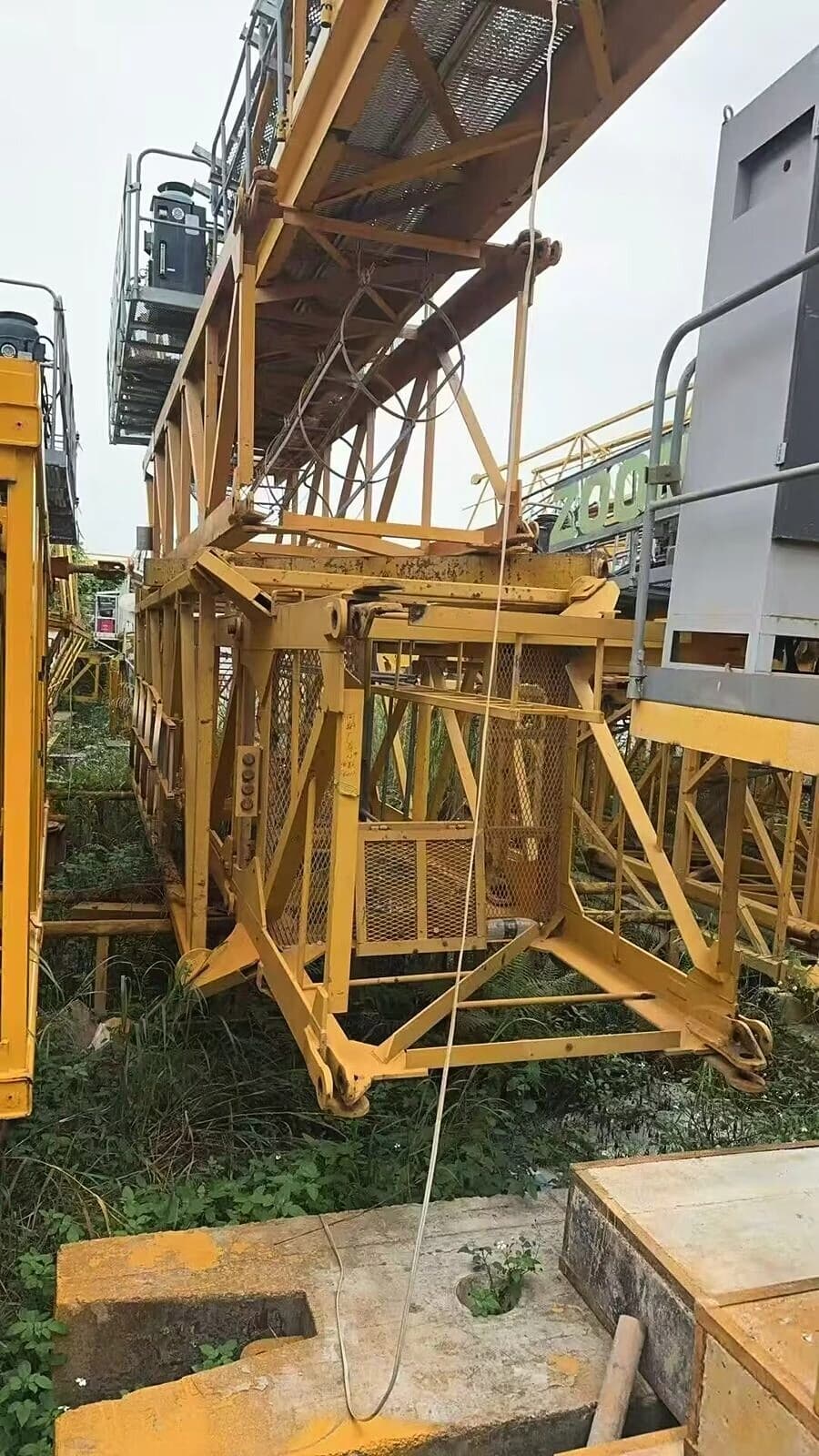 ZOOMLION W6017-8F Flat-Top Tower Crane 4