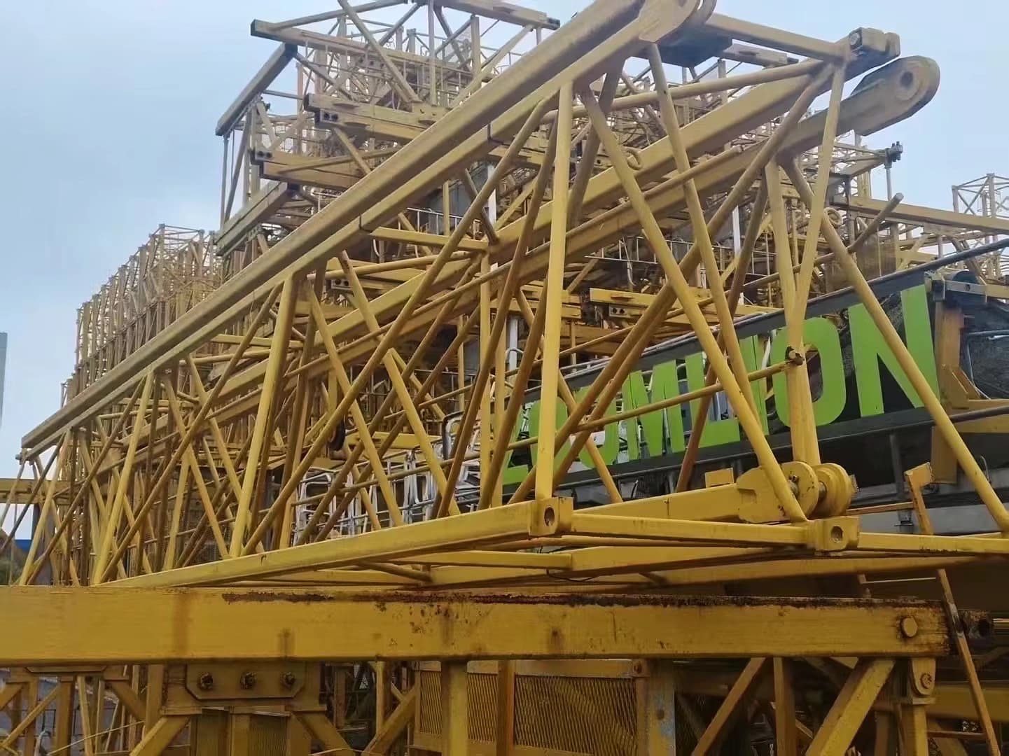 Used ZOOMLION WA5610-6A Flat-Top Tower Crane 6