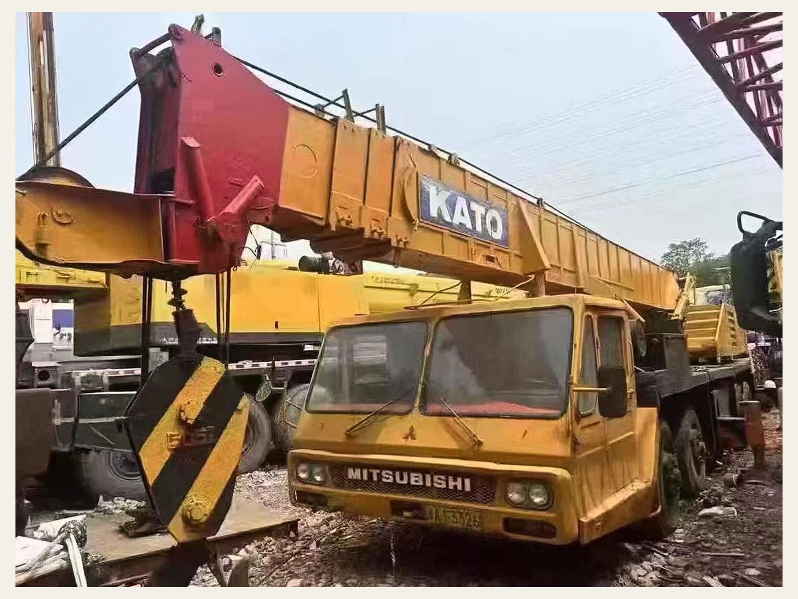 Used KATO 50 Ton Truck Crane