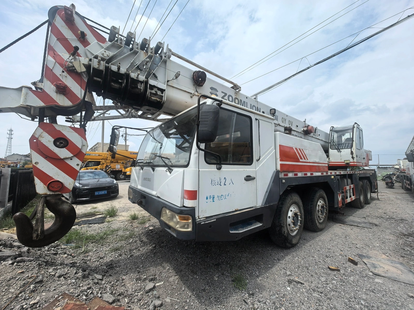 Used ZOOMLION 50 Ton Truck Crane