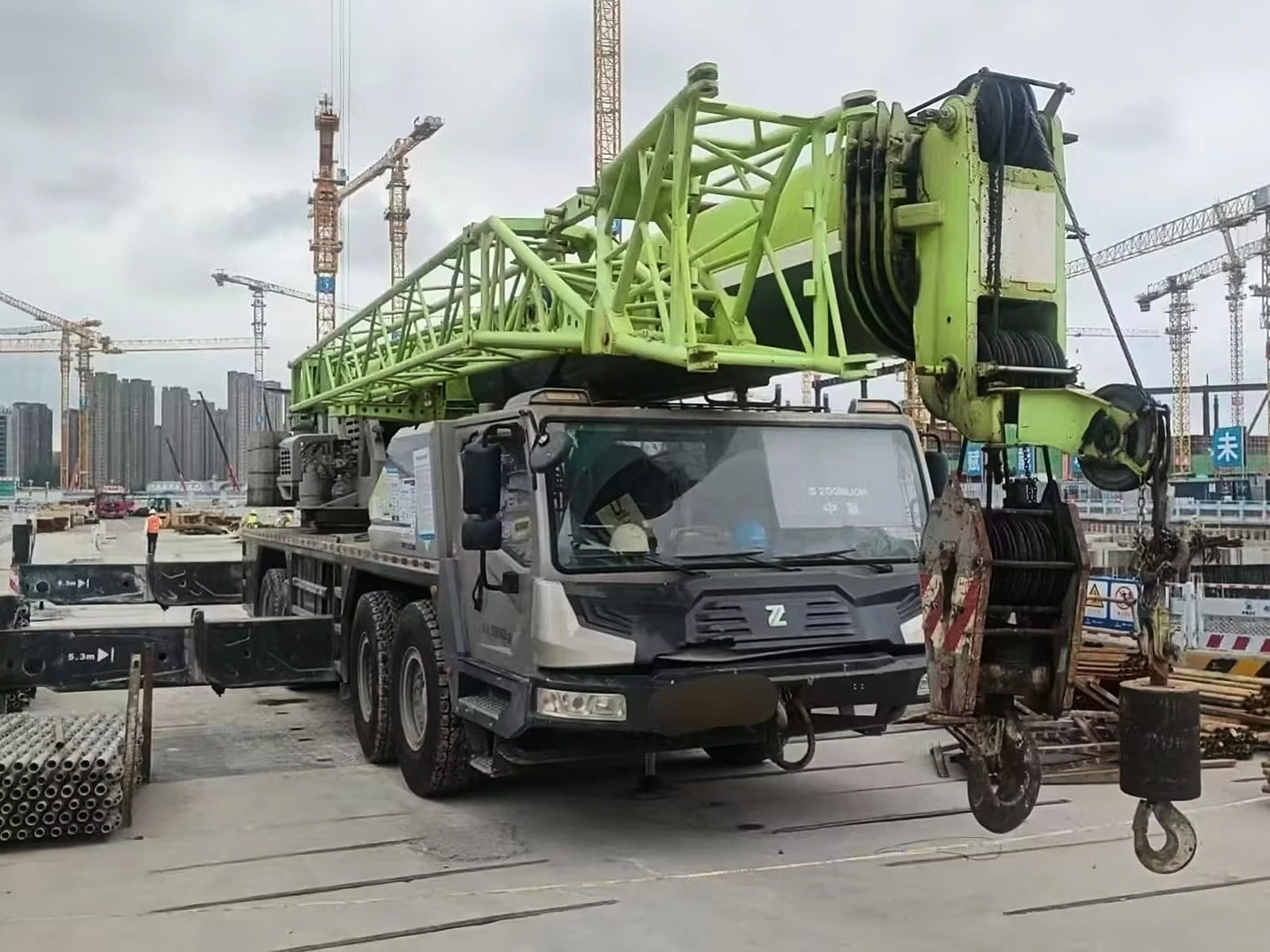 Used ZOOMLION 80V5 80 Ton Truck Crane