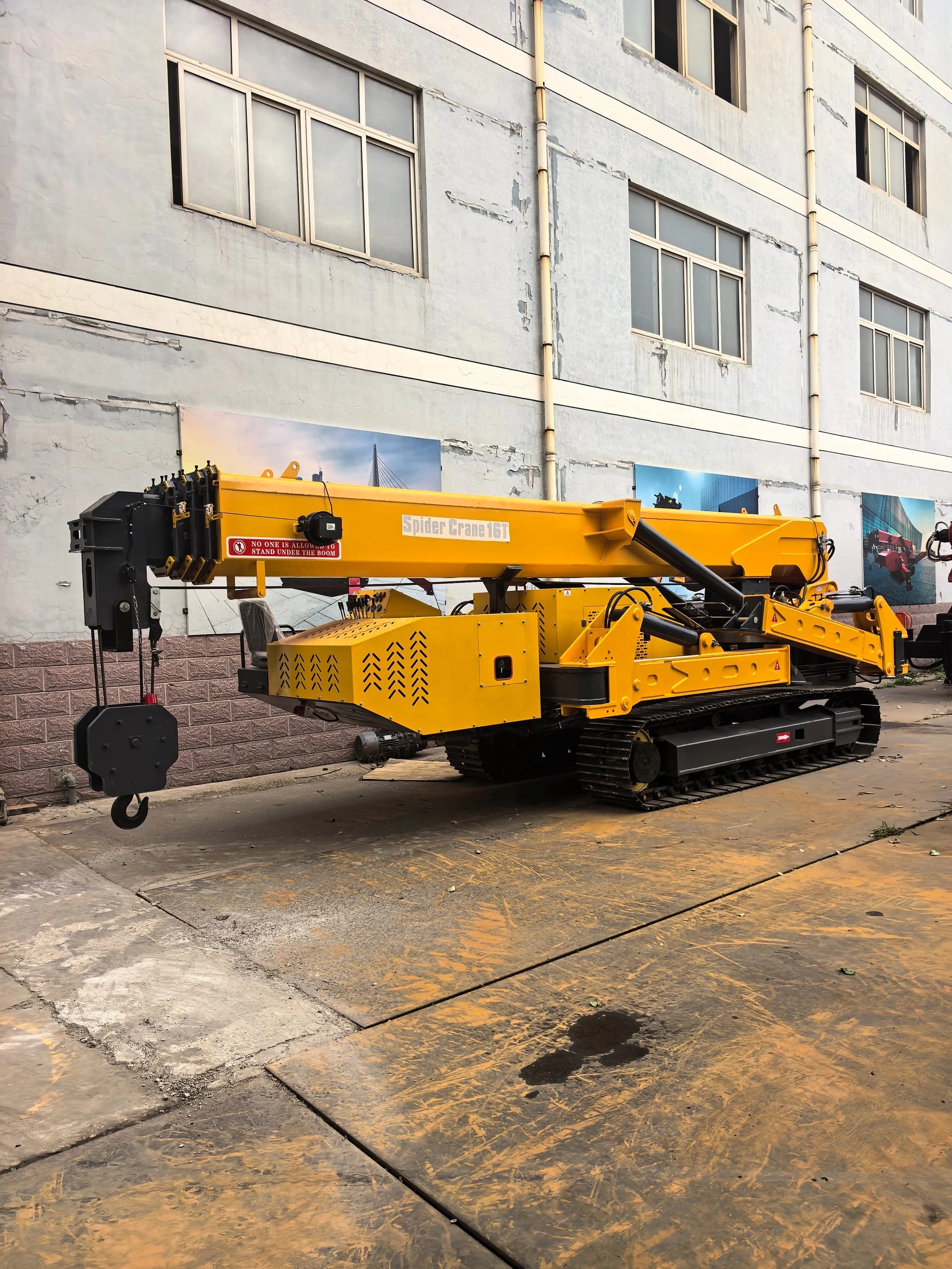 New Jiusheng 12 Ton and 16 Ton Spider Crane 1