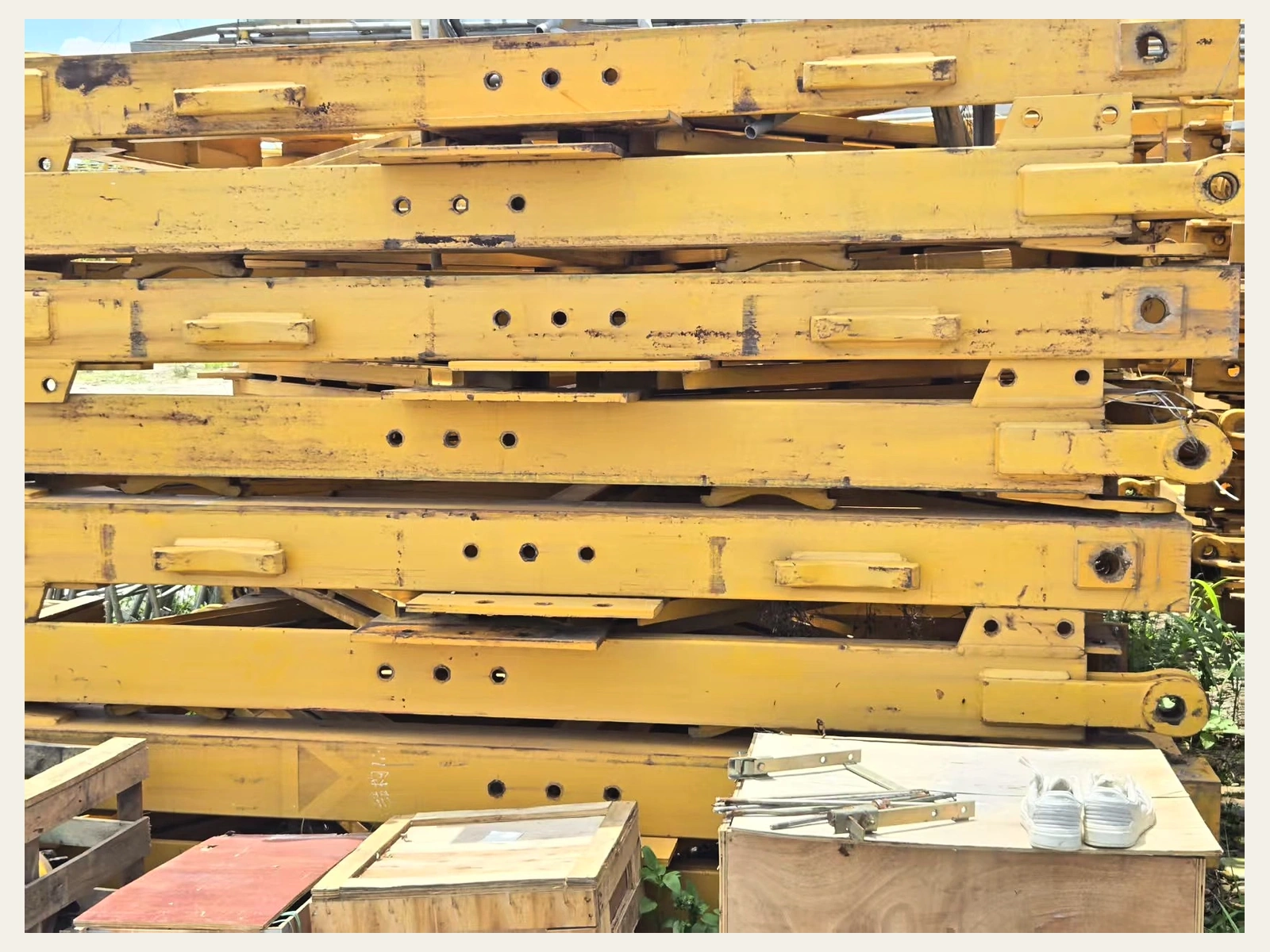 SCM L68B1 Mast Section