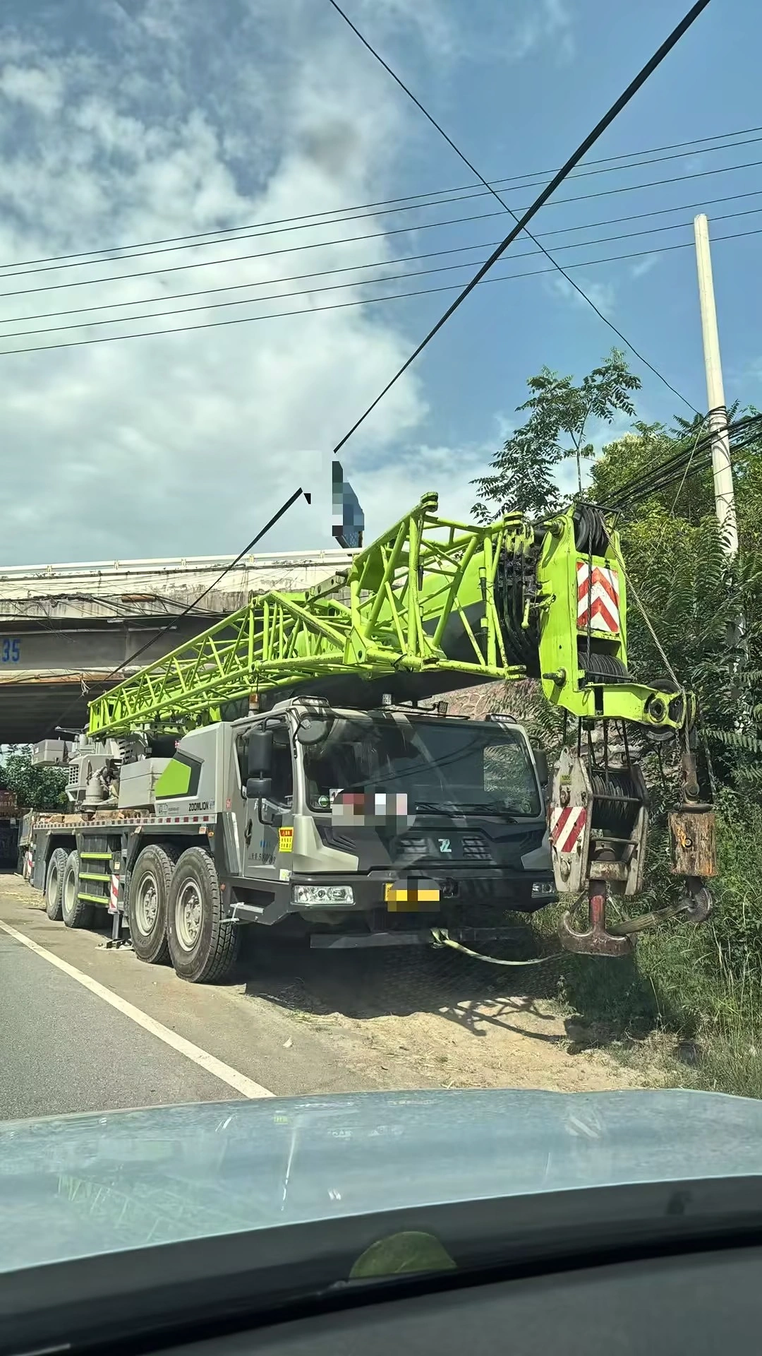 Used ZOOMLION 80V6 truck crane detail photo for selection advice