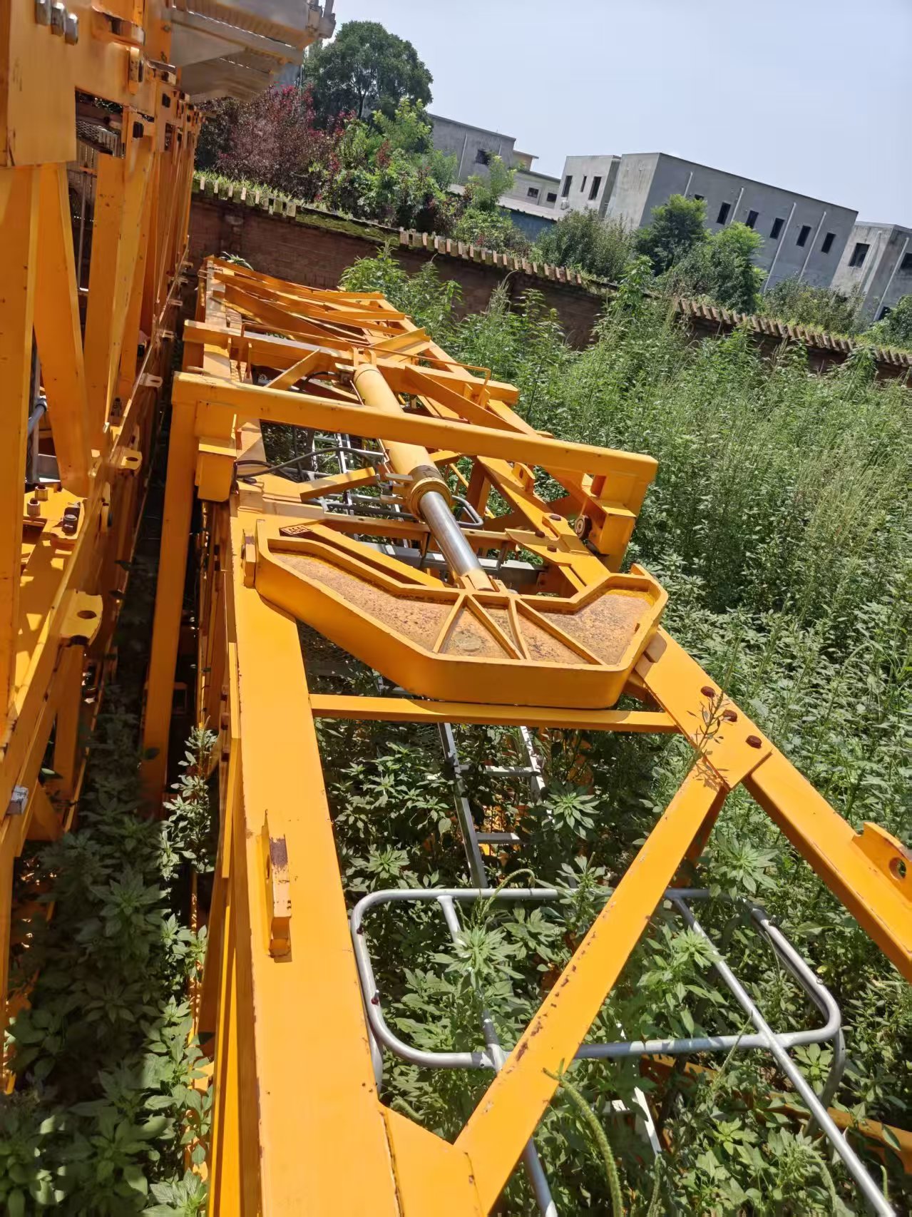 2020 Used DAHAN 6015-8 Flat-Top Tower Crane 3
