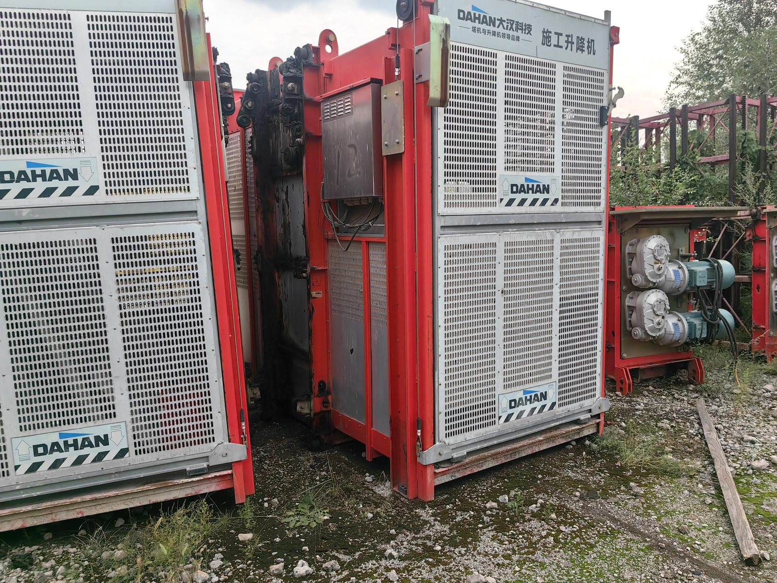 2020 Used Dahan Construction Hoist 4