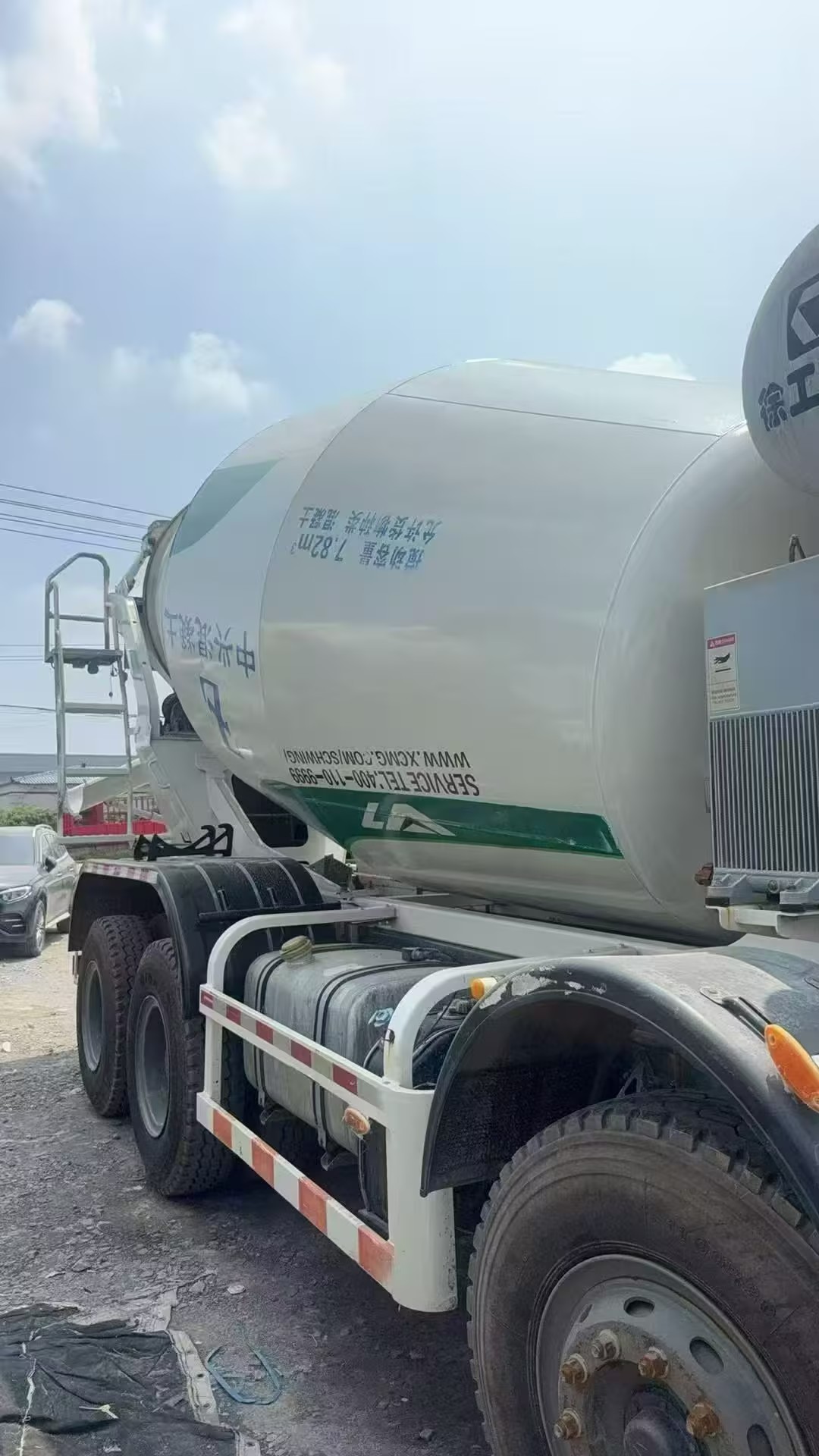 May 2021 Used HOWO XCMG 12 m3 Lightweight Concrete Mixer Truck 5