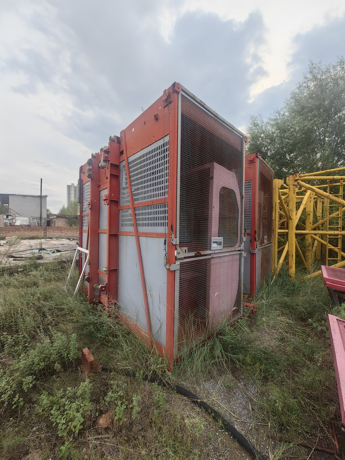 2022 Used Jinglong GJJ Modified Tongruida Construction Hoist 8