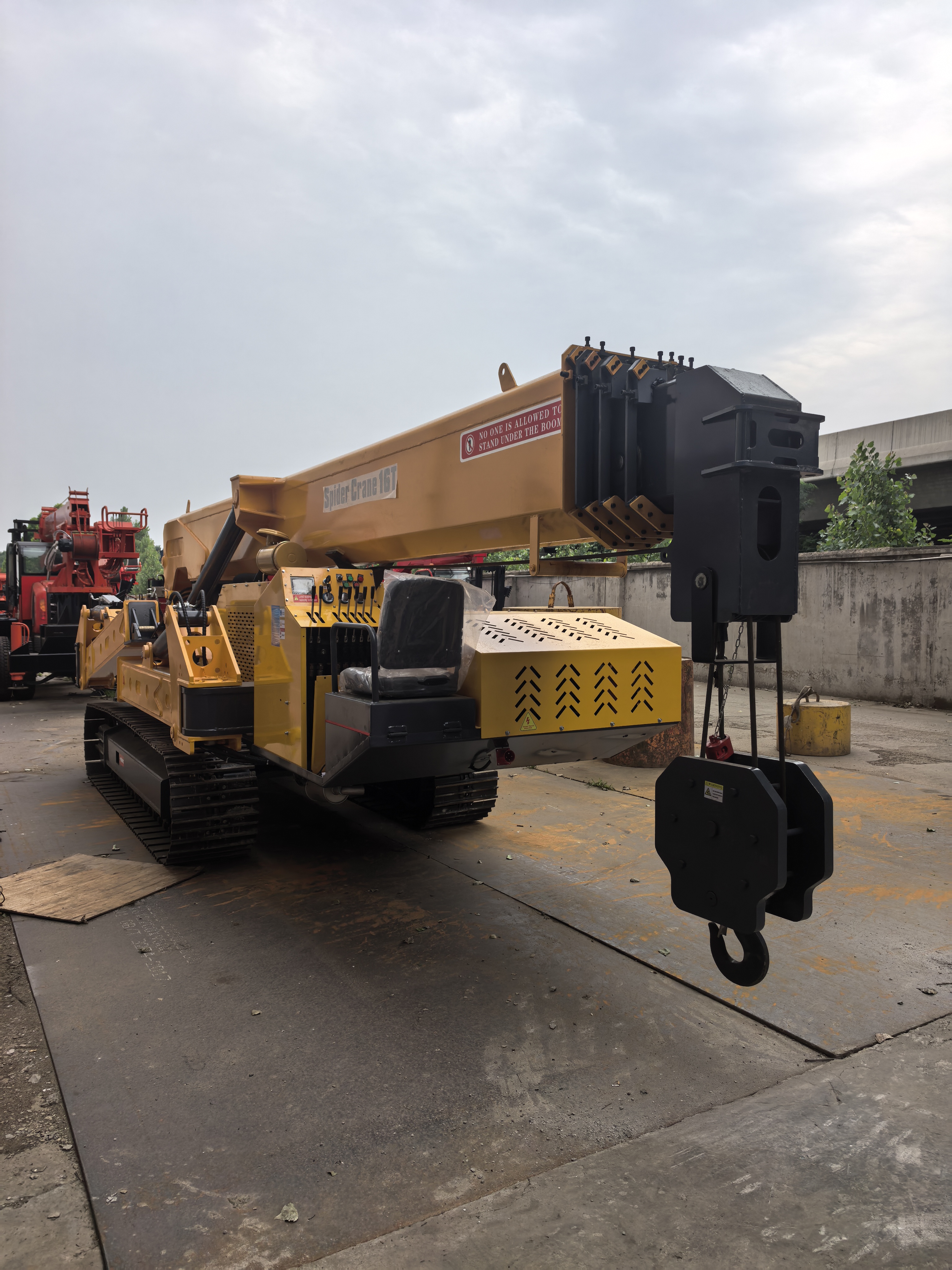 New Jiusheng 12 Ton and 16 Ton Spider Crane 3