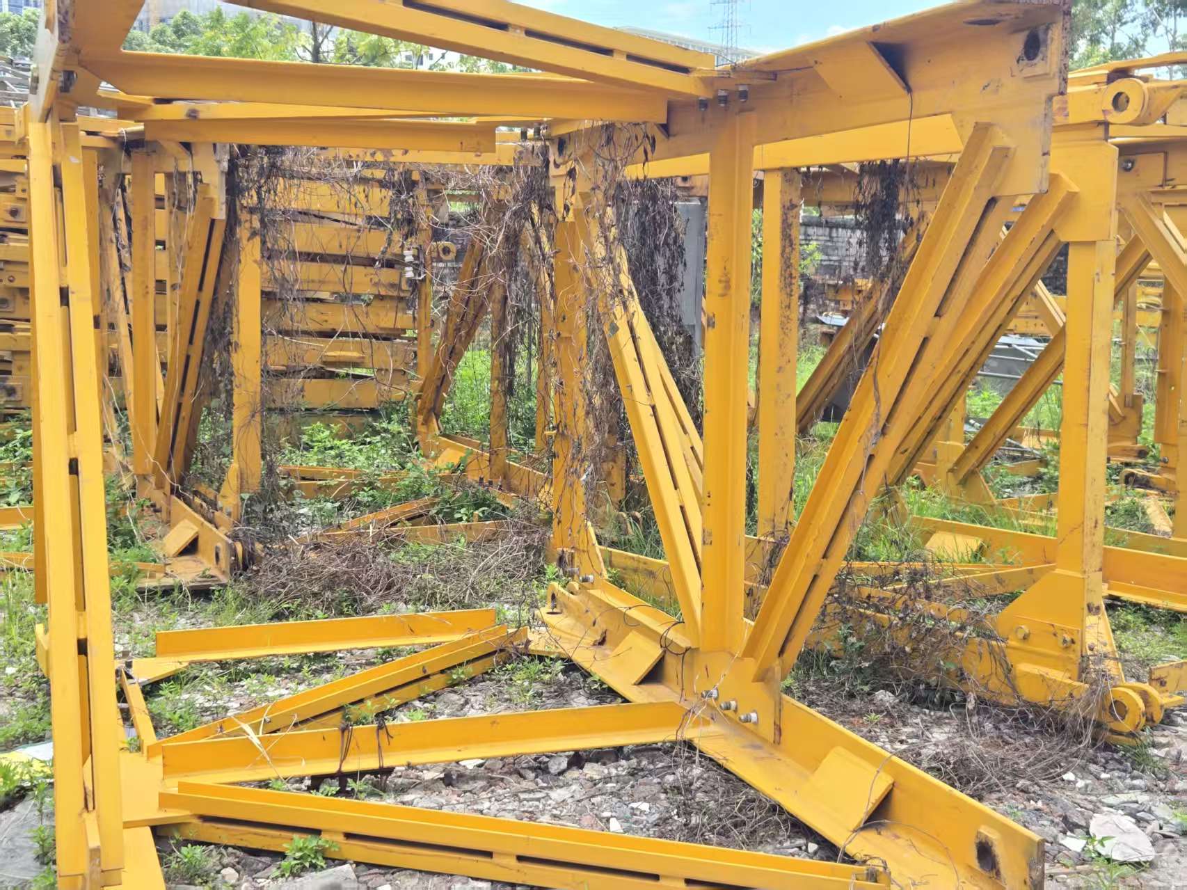 2019-2022 CHUANJIAN L68B1 Mast Section 4