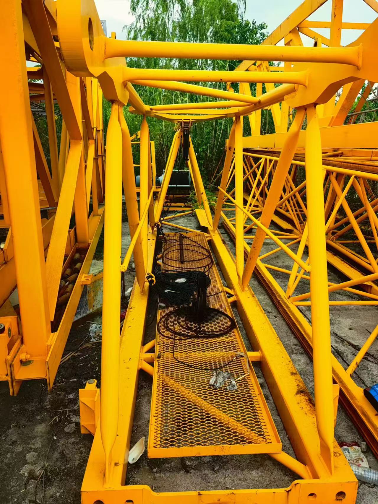 2021 Used TIANYUN 6518-10 Flat-Top Tower Crane 3