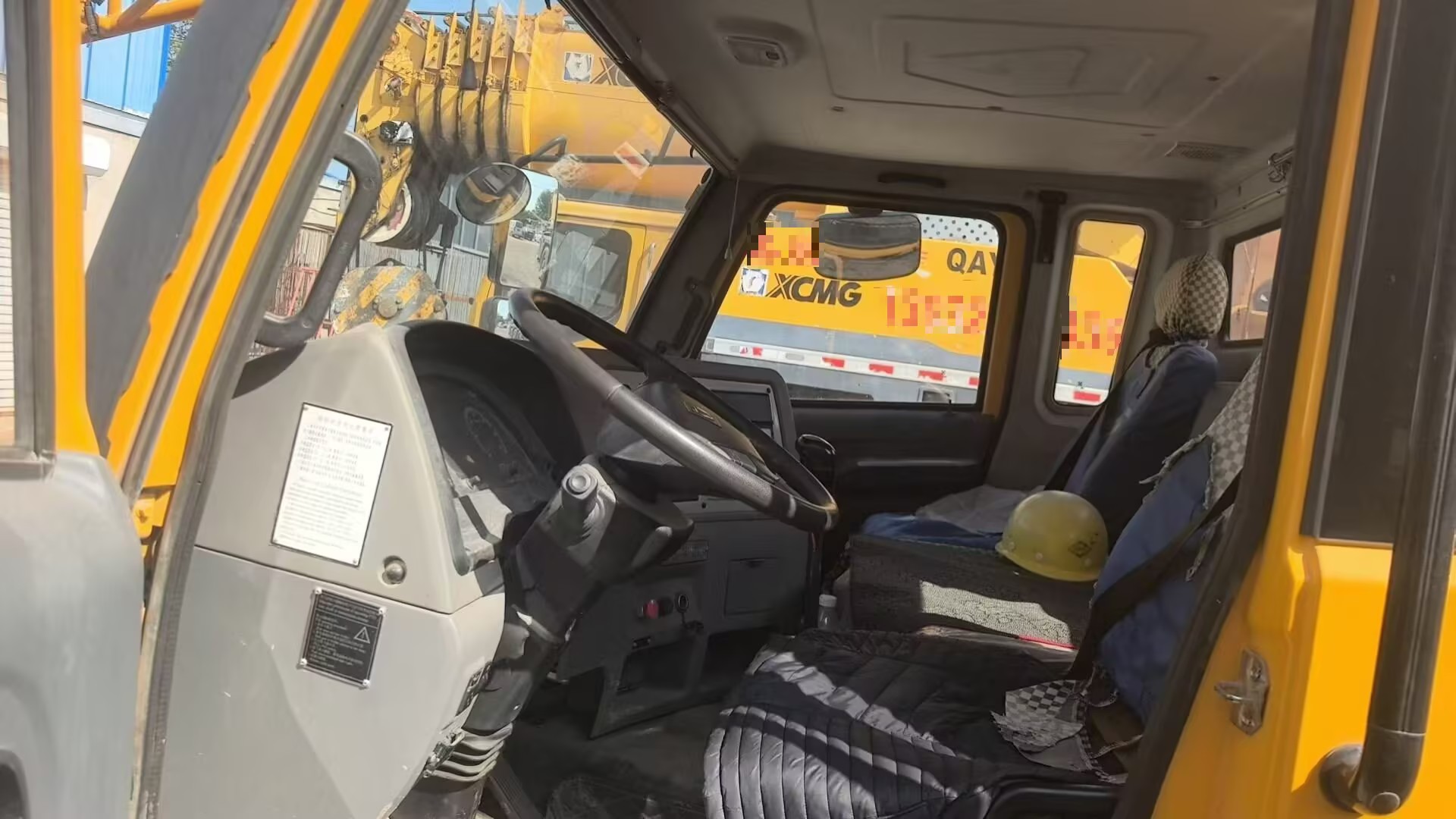 March 2021 Used XCMG QY25K5D 25 Ton Truck Crane 5