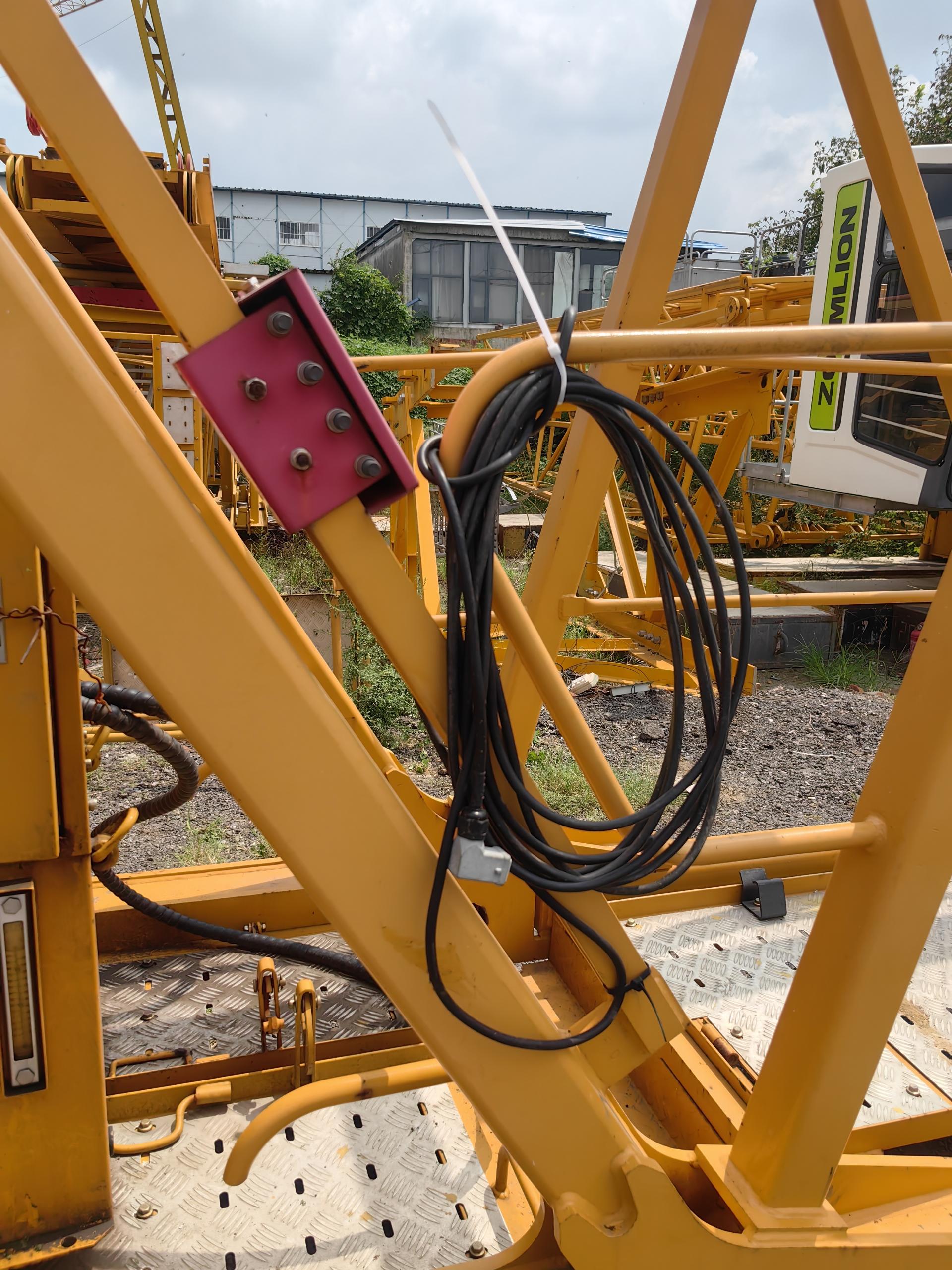 2022 Used XCMG XGT6515B-10S Flat-Top Tower Crane 5