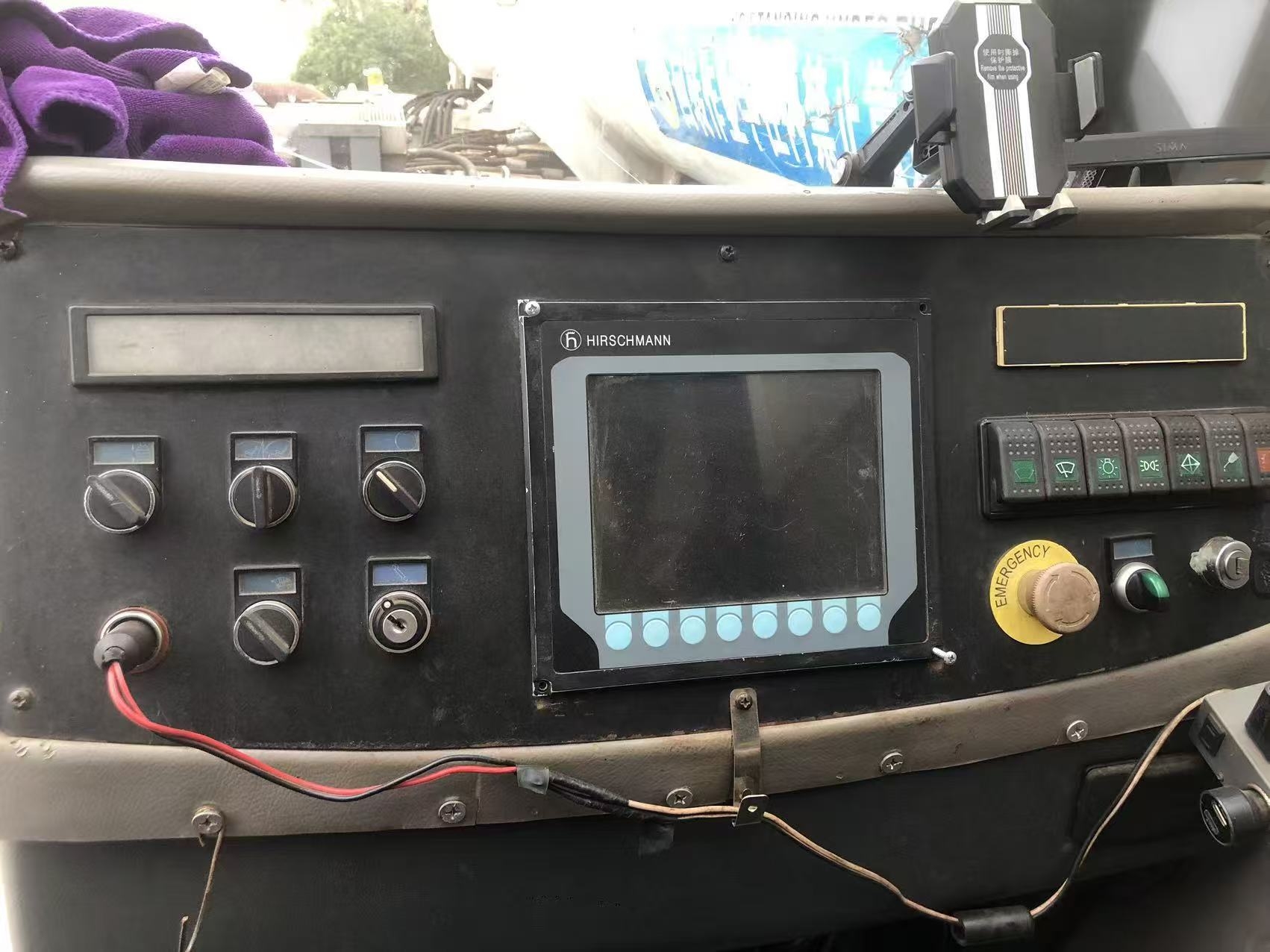 2010 Used ZOOMLION 220 Ton Truck Crane 4