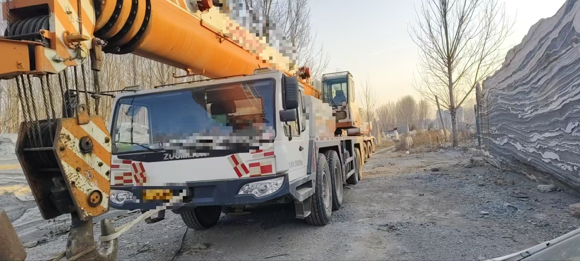 2015 Used ZOOMLION 80 Ton Truck Crane 2