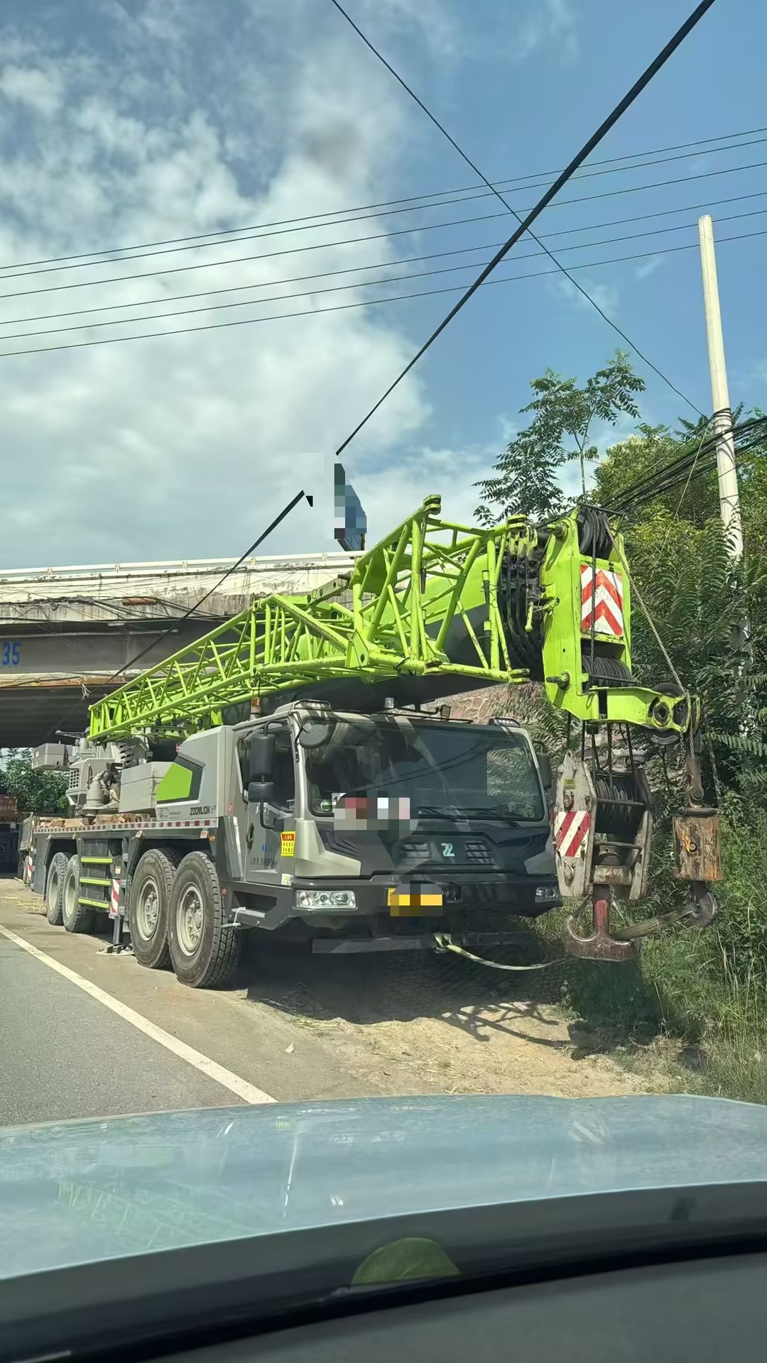 March 2019 Used ZOOMLION 80V6 80 Ton Truck Crane 3