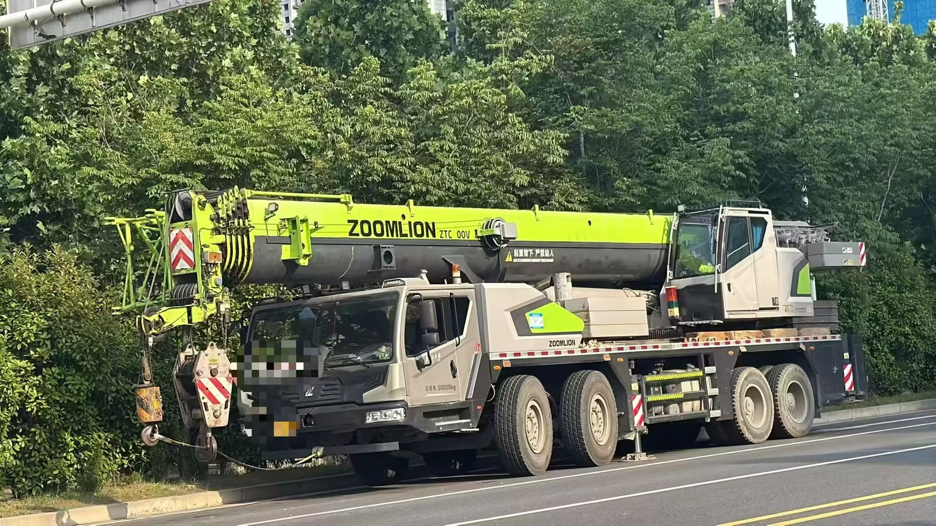 March 2019 Used ZOOMLION 80V6 80 Ton Truck Crane 4