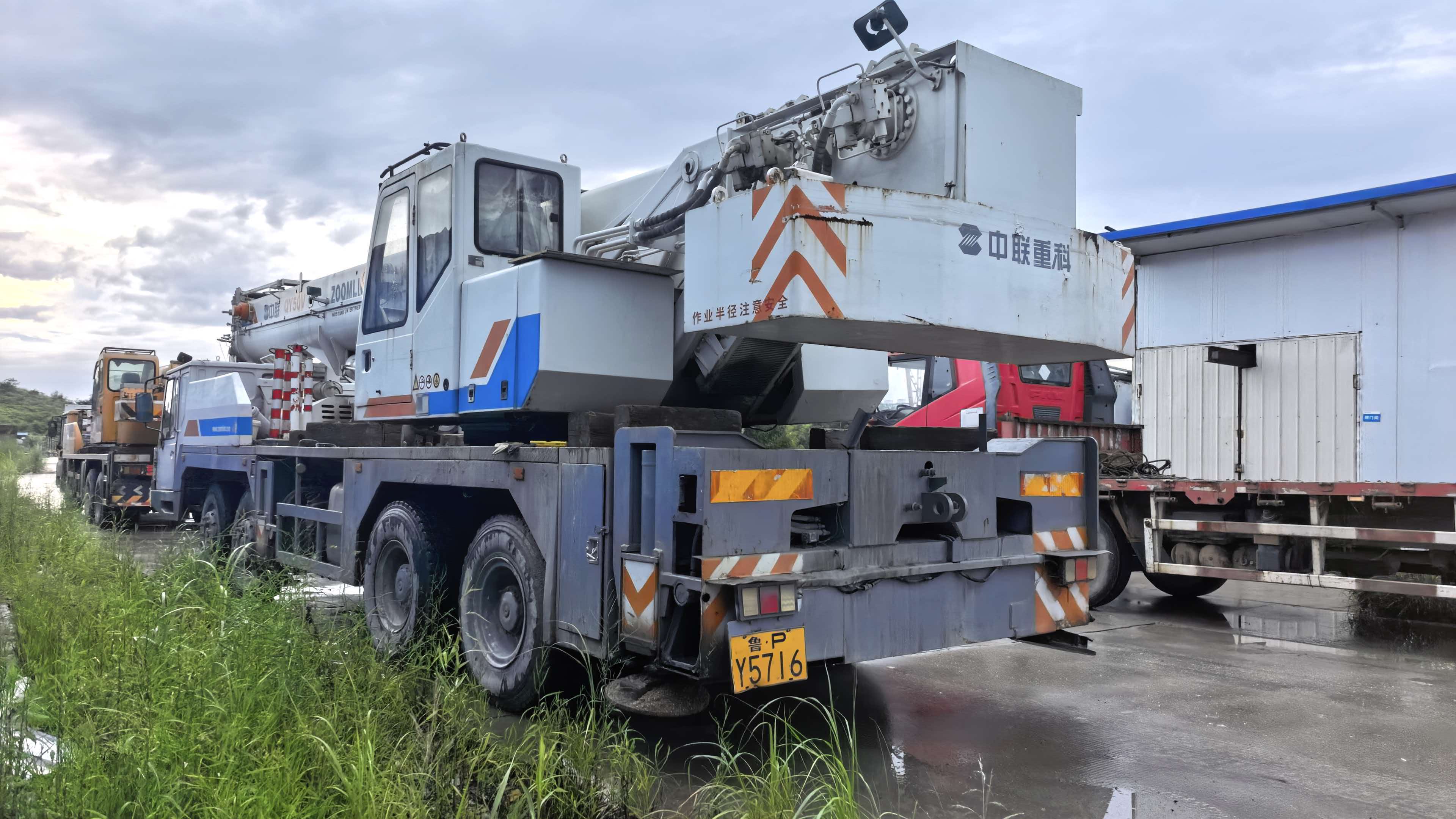2013 Used ZOOMLION QY50V5 50 Ton Truck Crane 3