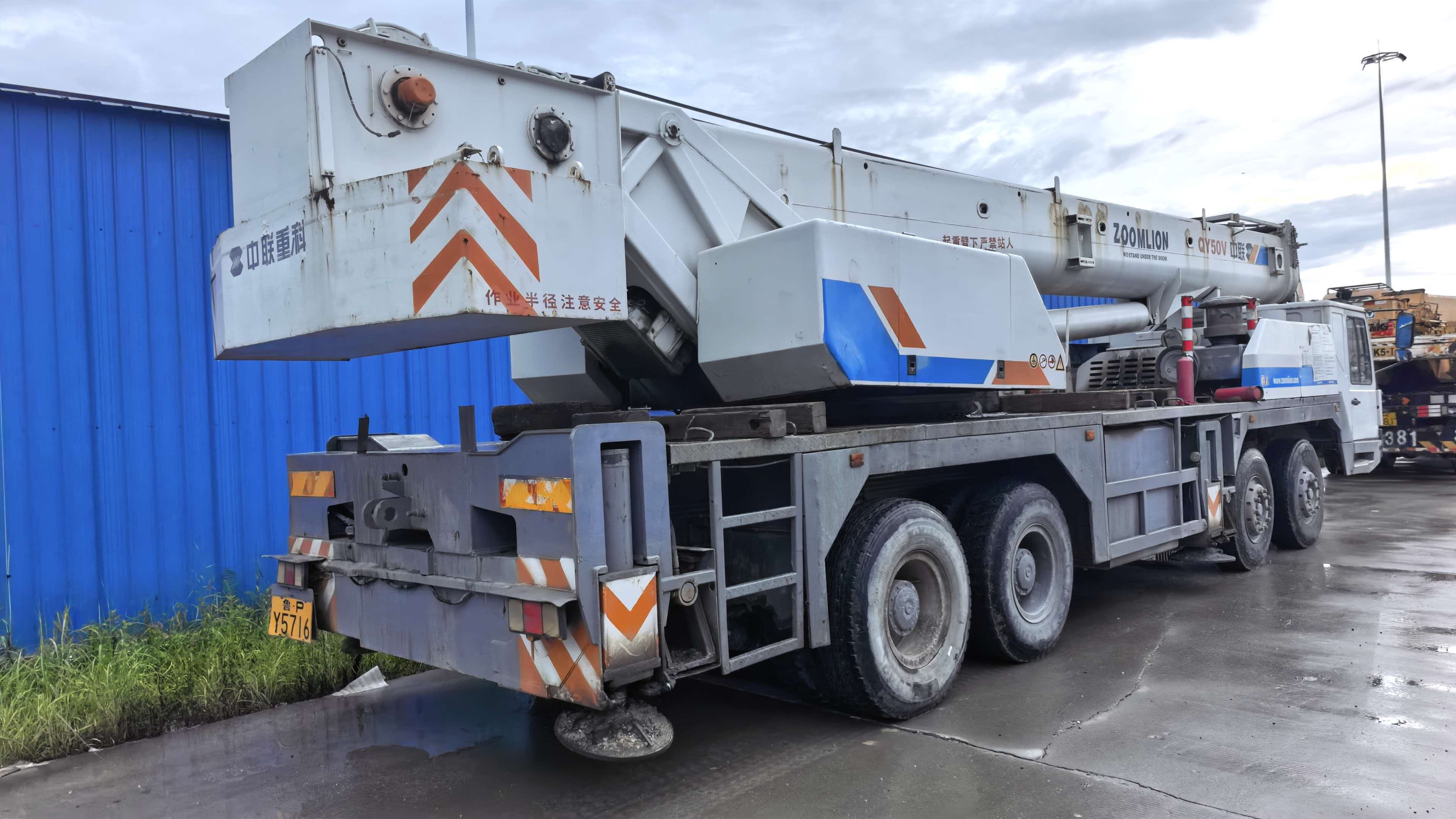2013 Used ZOOMLION QY50V5 50 Ton Truck Crane 4