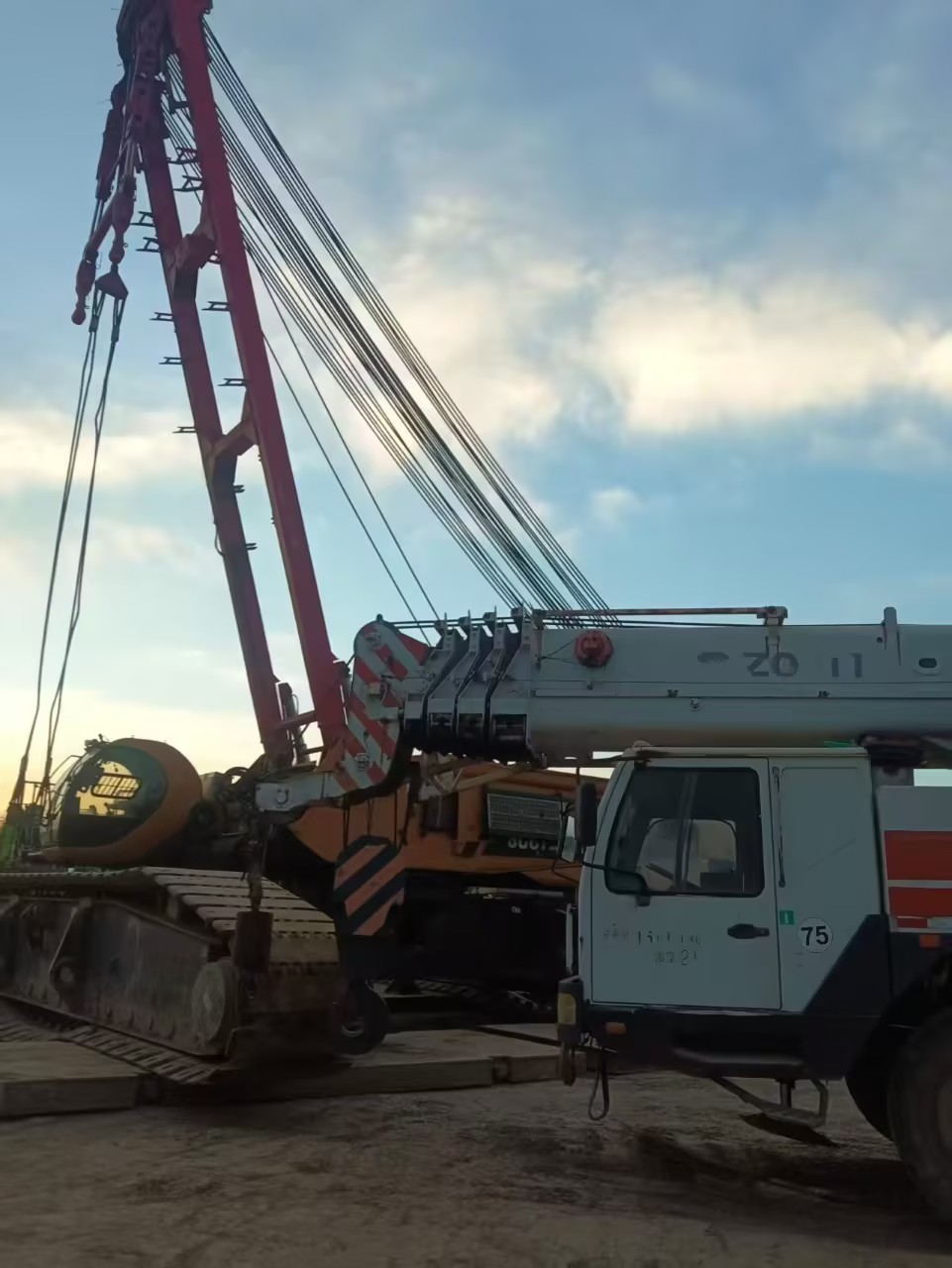2010 Used ZOOMLION QY70V5 70 Ton Truck Crane 4