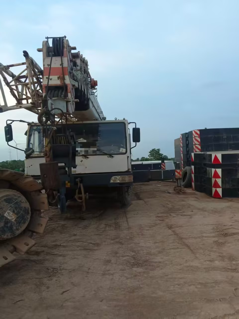 2010 Used ZOOMLION QY70V5 70 Ton Truck Crane 6