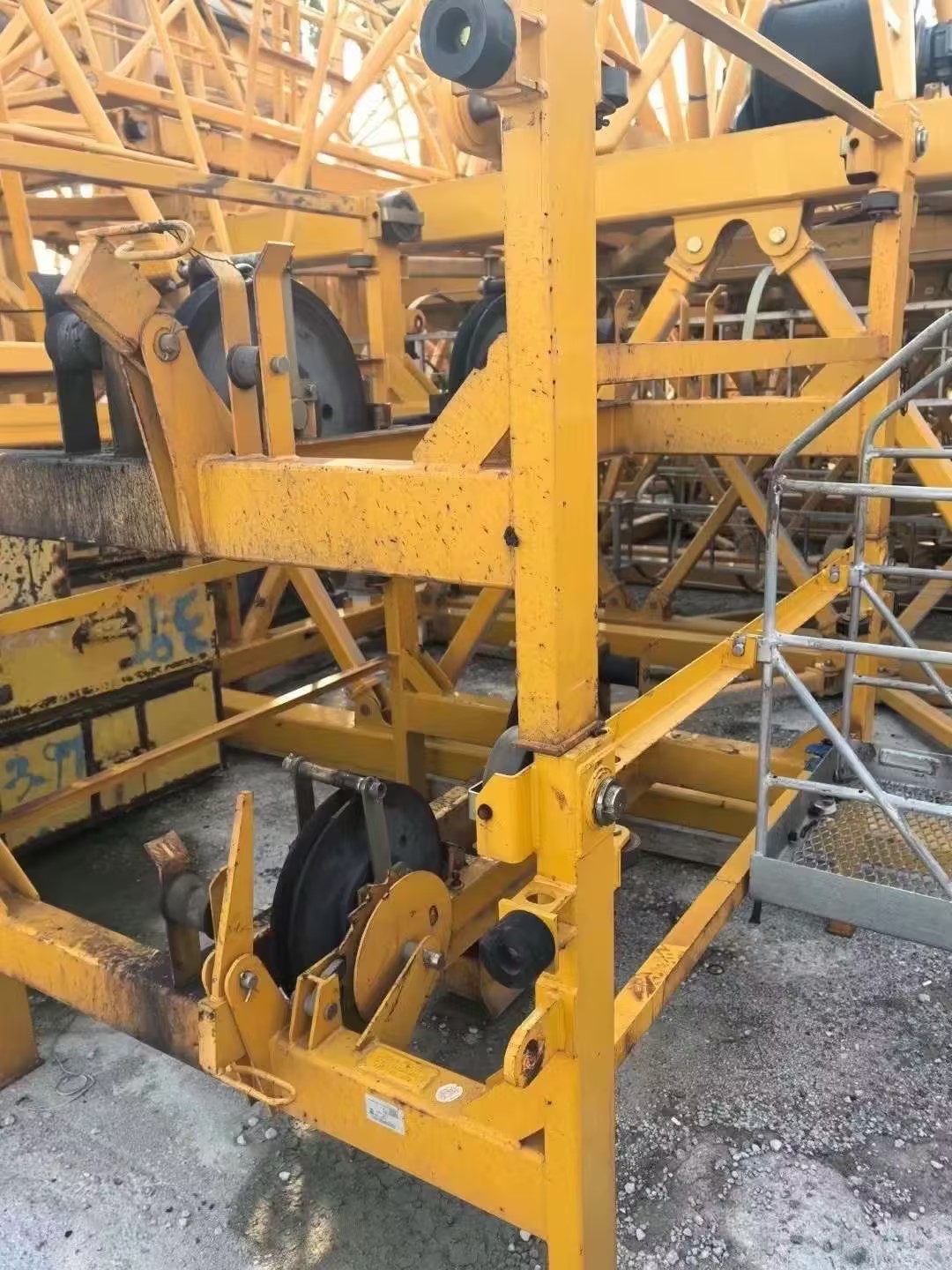 2021 Used ZOOMLION W350-20HA Large Flat-Top Tower Crane 4