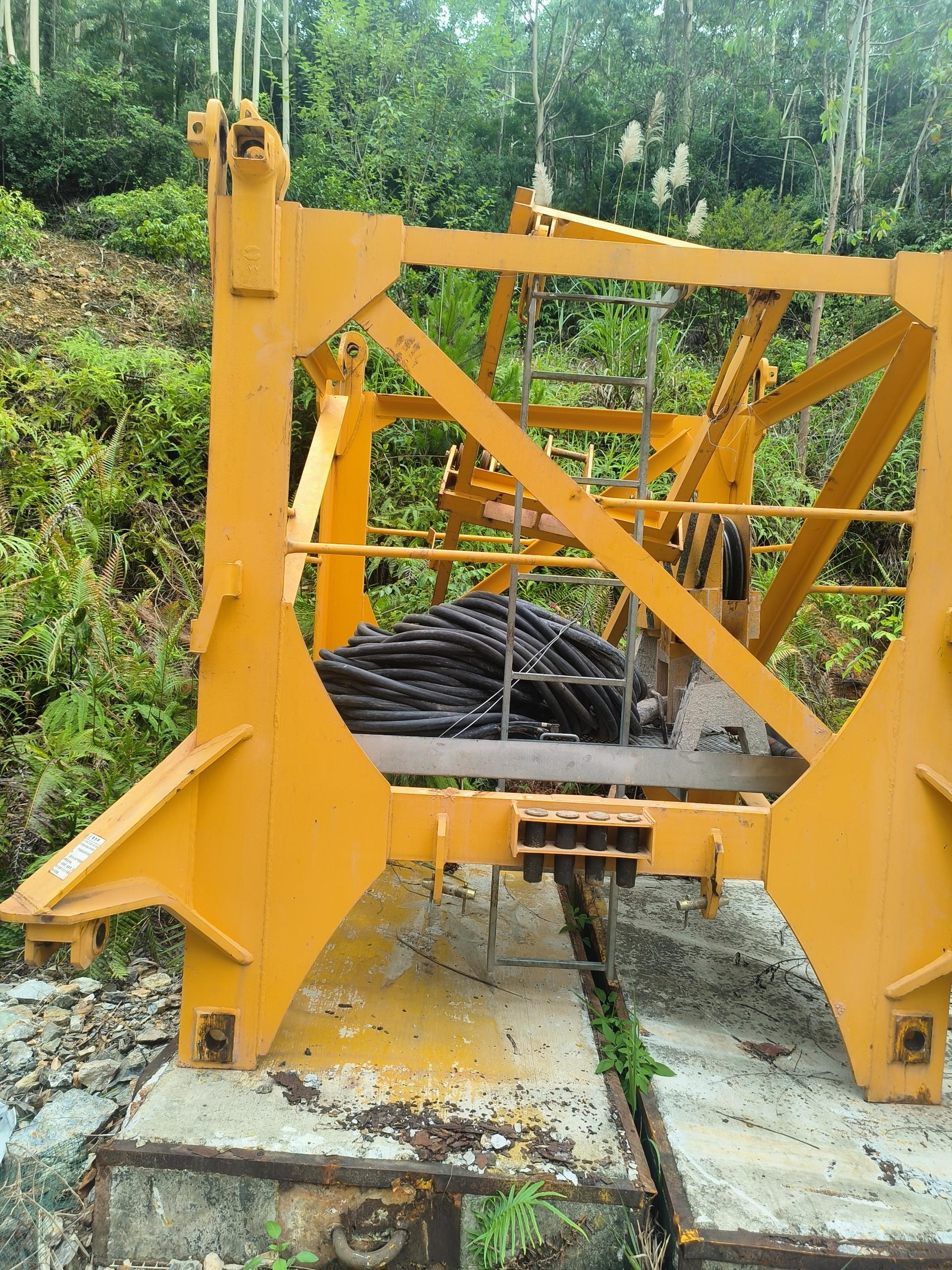 2022 Used ZOOMLION WA7025-12E Flat-Top Tower Crane 3